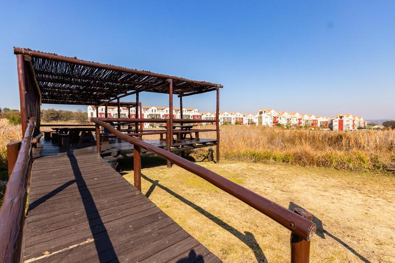 1 Bedroom Property for Sale in Fourways Gauteng