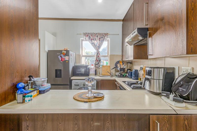 1 Bedroom Property for Sale in Lonehill Gauteng