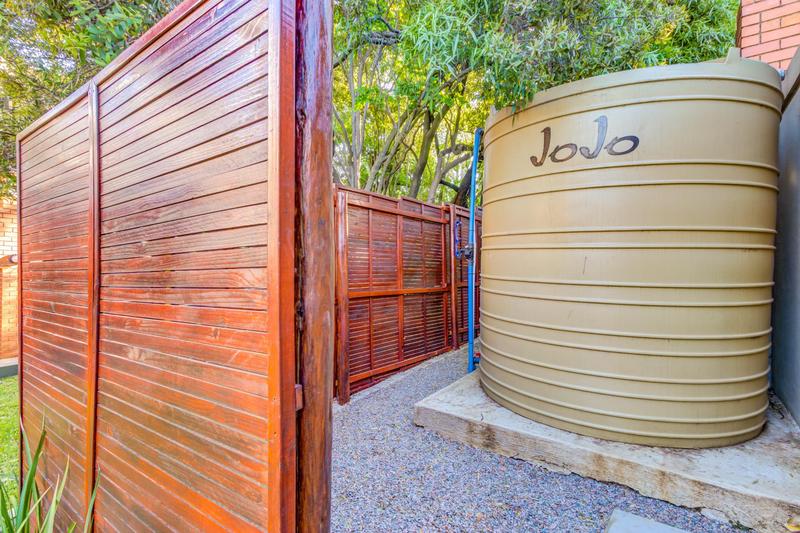 1 Bedroom Property for Sale in Lonehill Gauteng