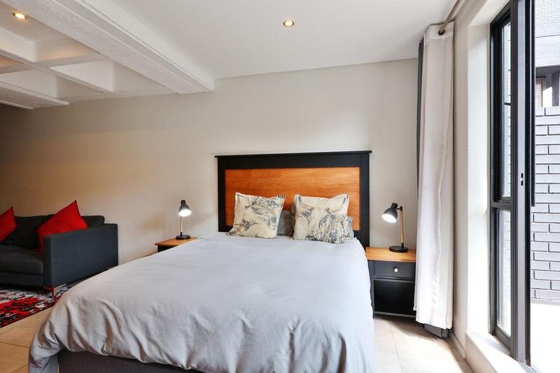 1 Bedroom Property for Sale in Sandton Central Gauteng