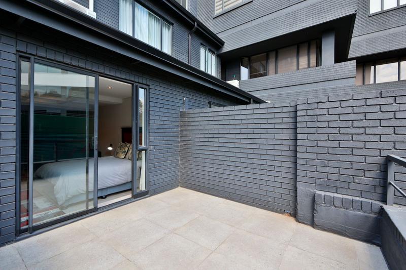 1 Bedroom Property for Sale in Sandton Central Gauteng