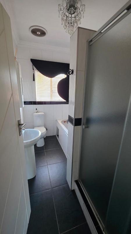 4 Bedroom Property for Sale in Doornpoort Gauteng