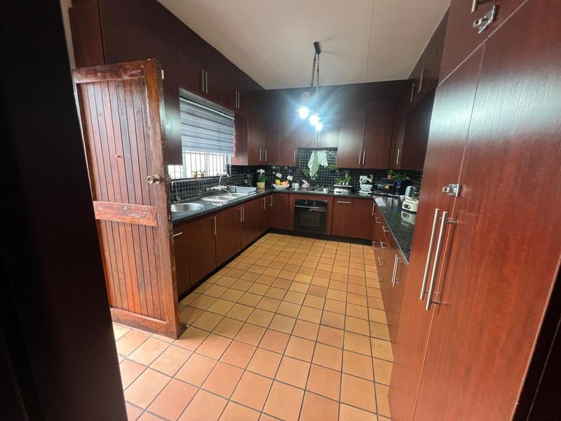 4 Bedroom Property for Sale in Dorandia Gauteng