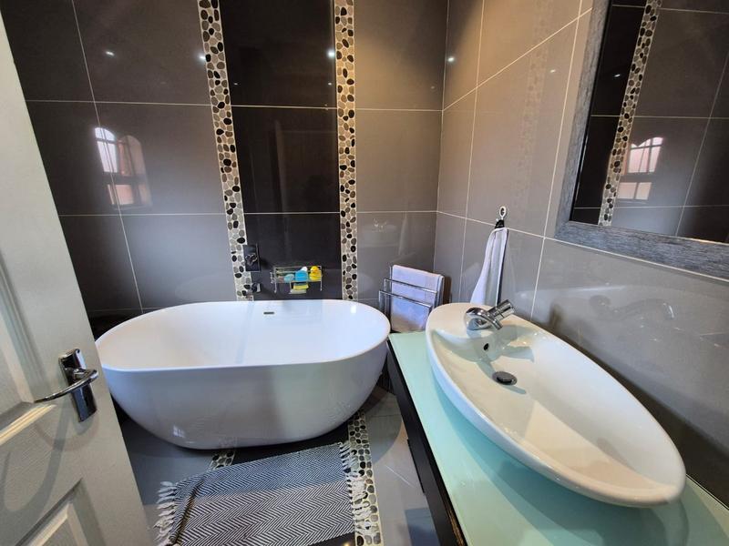 3 Bedroom Property for Sale in Meyersdal Gauteng