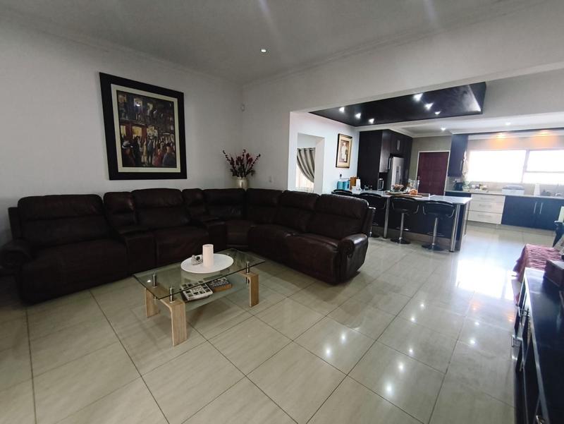 4 Bedroom Property for Sale in Meyersdal Gauteng