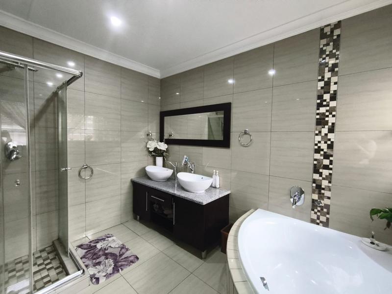 4 Bedroom Property for Sale in Meyersdal Gauteng