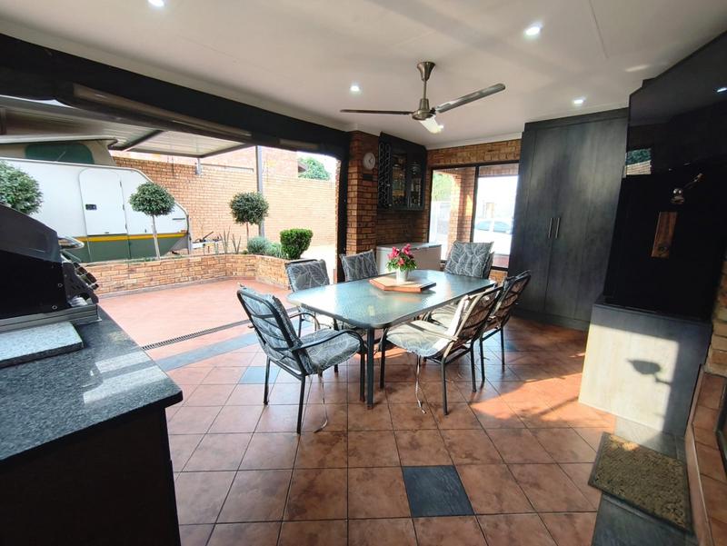 4 Bedroom Property for Sale in Meyersdal Gauteng