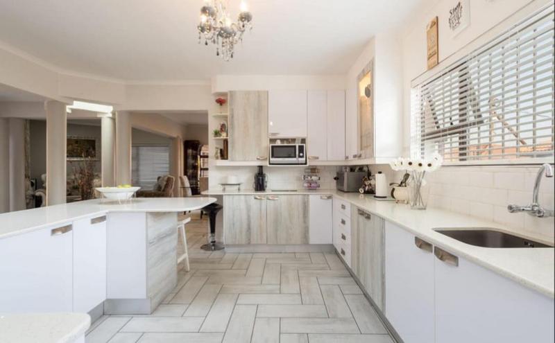 3 Bedroom Property for Sale in New Redruth Gauteng