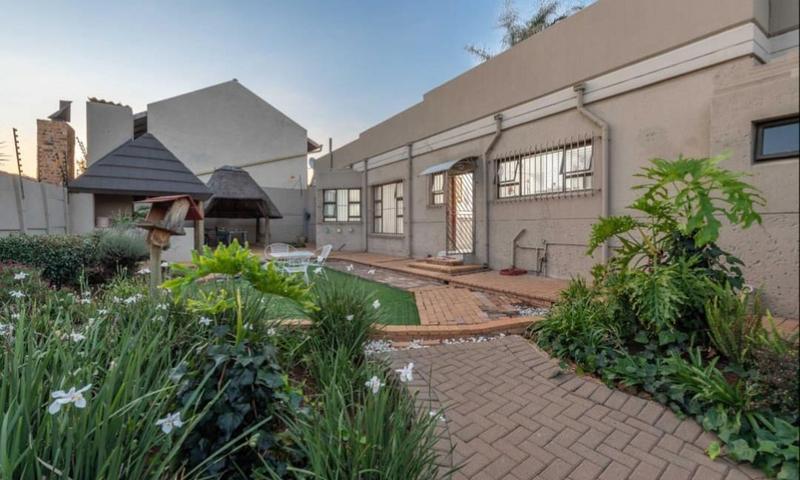 3 Bedroom Property for Sale in New Redruth Gauteng