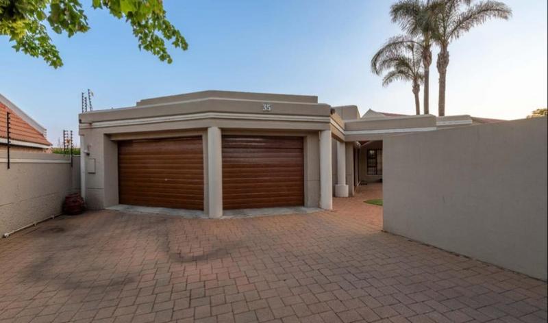 3 Bedroom Property for Sale in New Redruth Gauteng