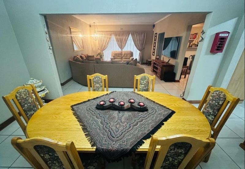 4 Bedroom Property for Sale in Randhart Gauteng