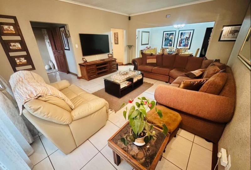 4 Bedroom Property for Sale in Randhart Gauteng