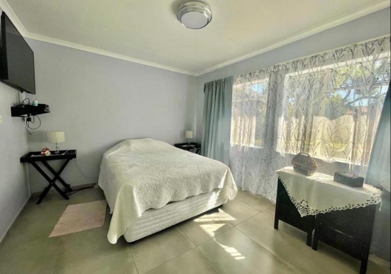 2 Bedroom Property for Sale in South Crest Gauteng