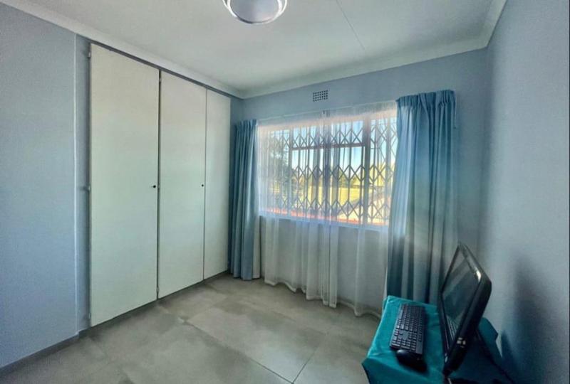 2 Bedroom Property for Sale in South Crest Gauteng