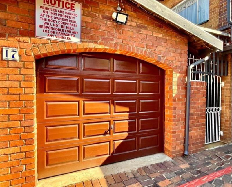2 Bedroom Property for Sale in South Crest Gauteng