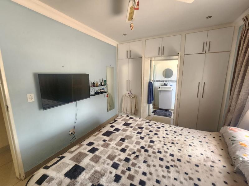 5 Bedroom Property for Sale in Glenvista Gauteng