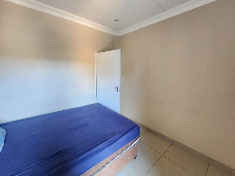 5 Bedroom Property for Sale in Glenvista Gauteng