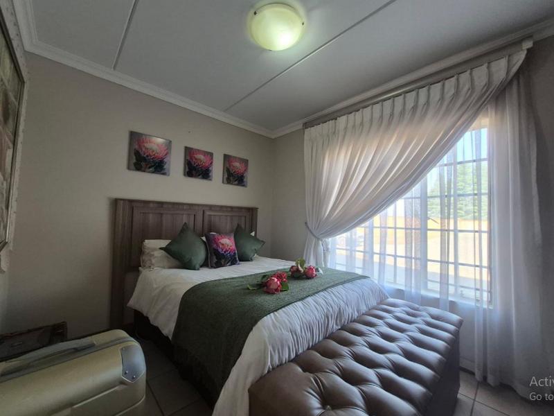2 Bedroom Property for Sale in Golf Park Gauteng