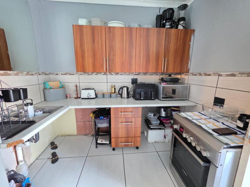 5 Bedroom Property for Sale in Risiville Gauteng