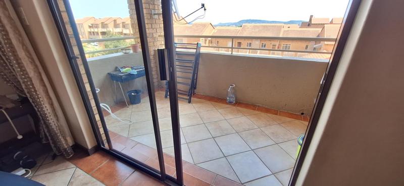 To Let 2 Bedroom Property for Rent in Boardwalk Villas Gauteng