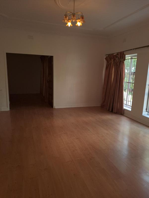 To Let 3 Bedroom Property for Rent in Greenside Gauteng