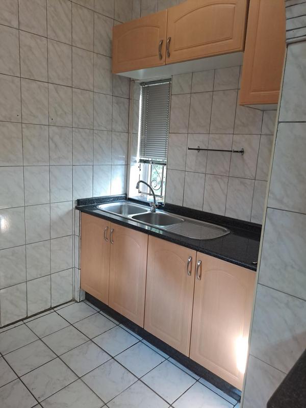 To Let 3 Bedroom Property for Rent in Greenside Gauteng