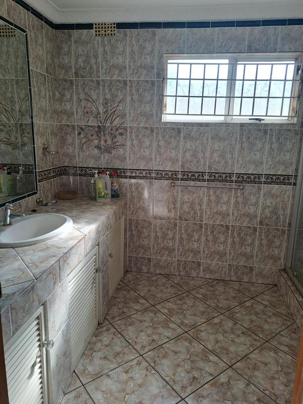 To Let 3 Bedroom Property for Rent in Greenside Gauteng