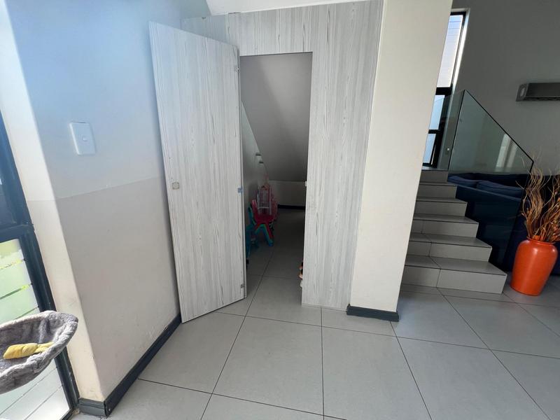 To Let 3 Bedroom Property for Rent in Raslouw Gauteng