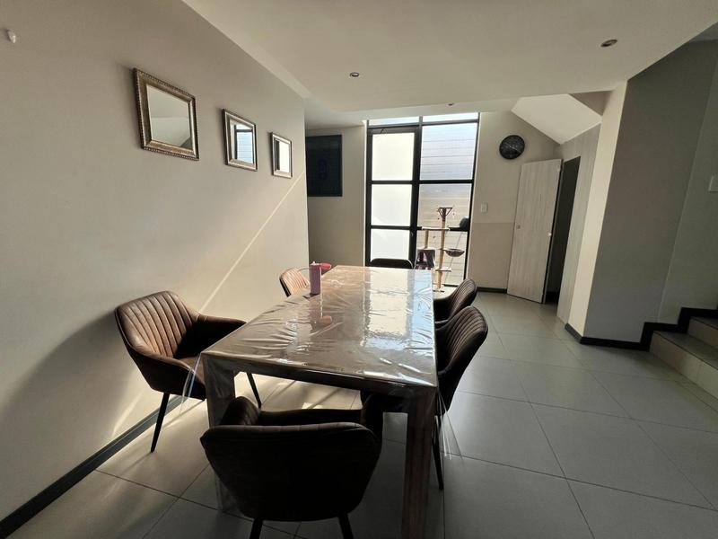 To Let 3 Bedroom Property for Rent in Raslouw Gauteng