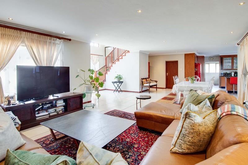 3 Bedroom Property for Sale in Ruimsig Country Estate Gauteng