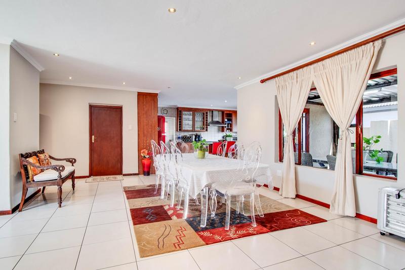3 Bedroom Property for Sale in Ruimsig Country Estate Gauteng