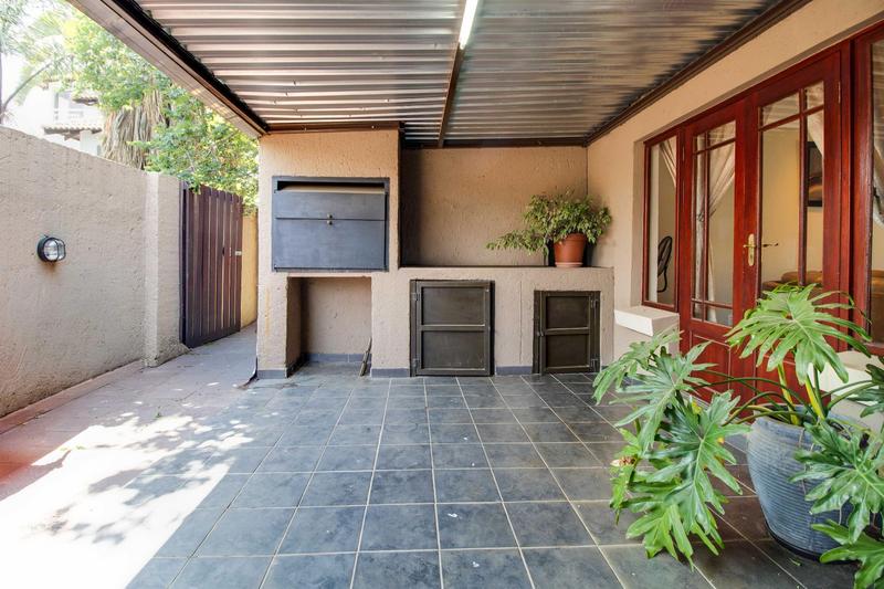 3 Bedroom Property for Sale in Ruimsig Country Estate Gauteng