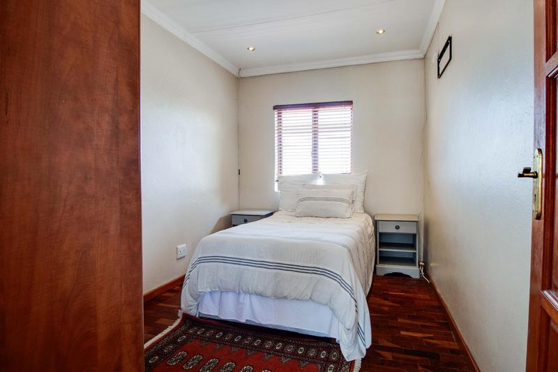 3 Bedroom Property for Sale in Ruimsig Country Estate Gauteng