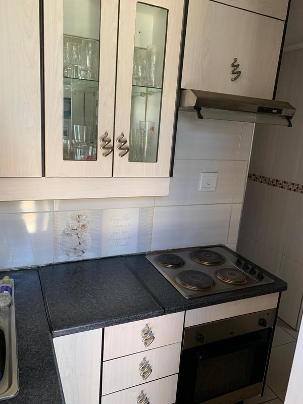6 Bedroom Property for Sale in Ililiba Gauteng