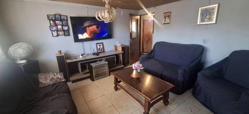 5 Bedroom Property for Sale in Vosloorus Gauteng