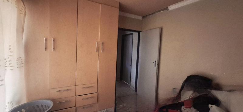 5 Bedroom Property for Sale in Ebony Park Gauteng