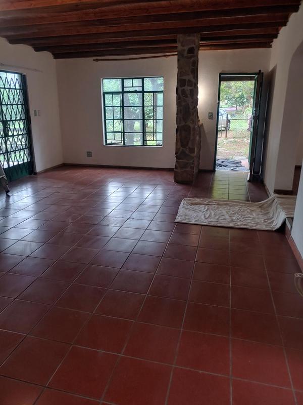 To Let 5 Bedroom Property for Rent in Nooitgedacht Gauteng