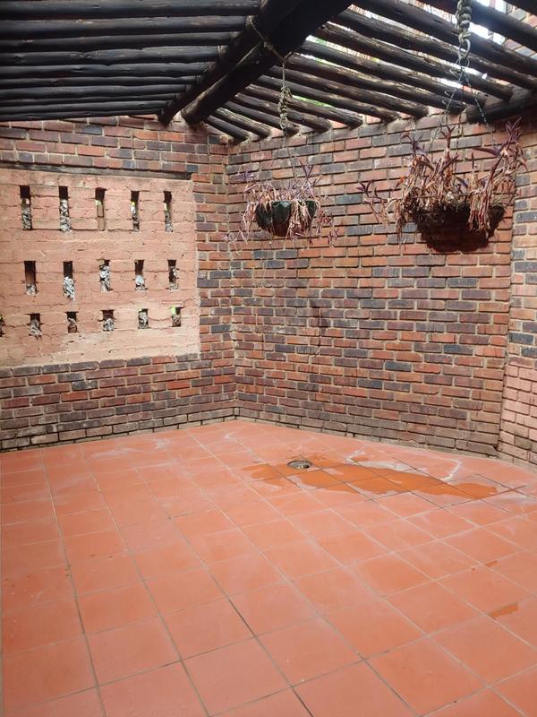 To Let 5 Bedroom Property for Rent in Nooitgedacht Gauteng