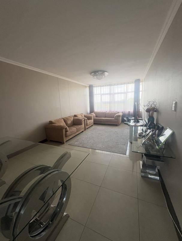 To Let 2 Bedroom Property for Rent in Dowerglen Gauteng