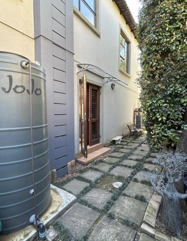 3 Bedroom Property for Sale in Greenstone Hill Gauteng