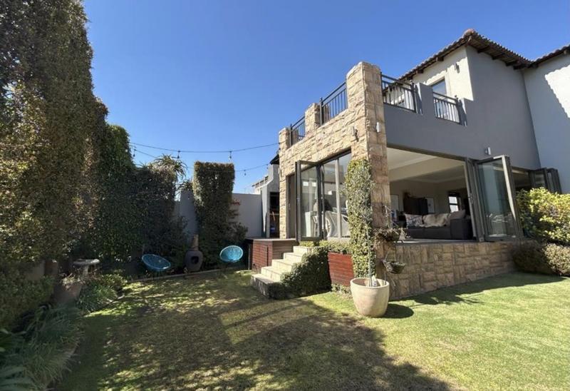 3 Bedroom Property for Sale in Greenstone Hill Gauteng
