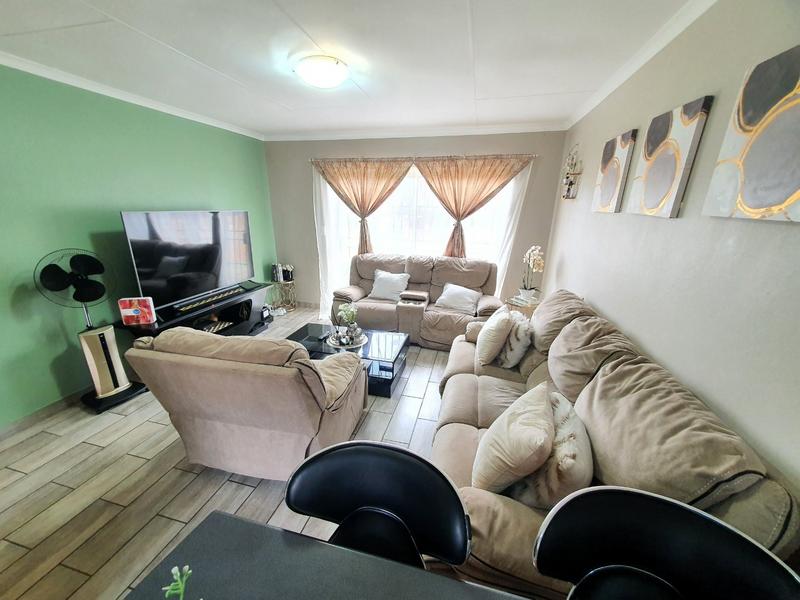 2 Bedroom Property for Sale in Amandasig Gauteng