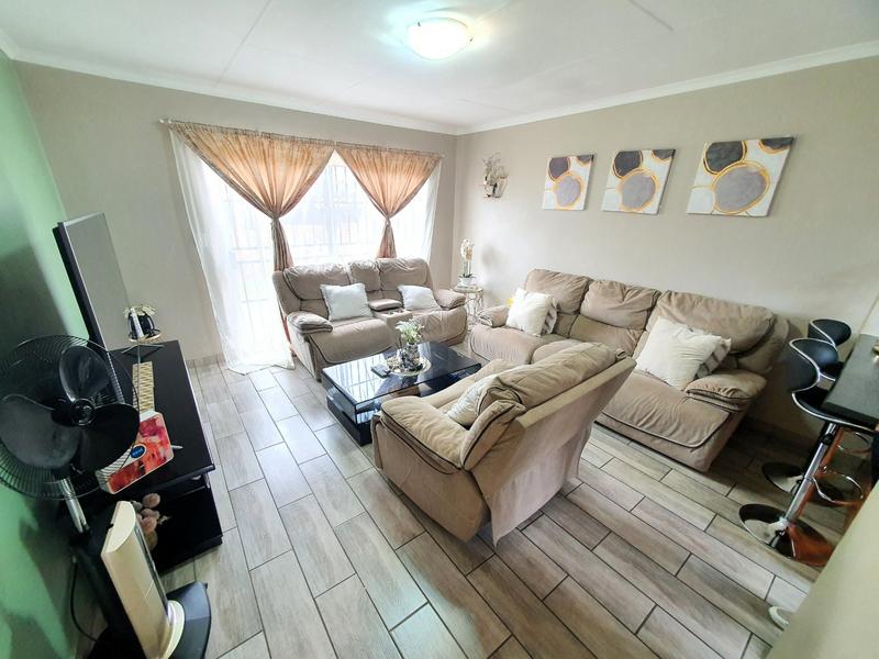 2 Bedroom Property for Sale in Amandasig Gauteng