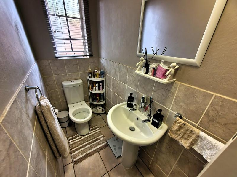 2 Bedroom Property for Sale in Amandasig Gauteng