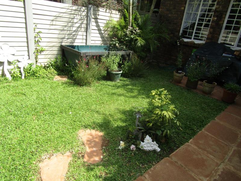 2 Bedroom Property for Sale in Doornpoort Gauteng