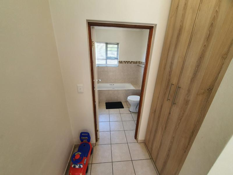 2 Bedroom Property for Sale in Montana Gauteng