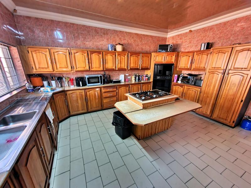 4 Bedroom Property for Sale in Sinoville Gauteng