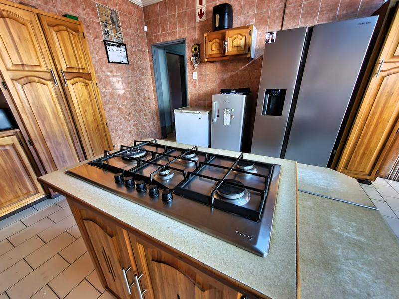 4 Bedroom Property for Sale in Sinoville Gauteng