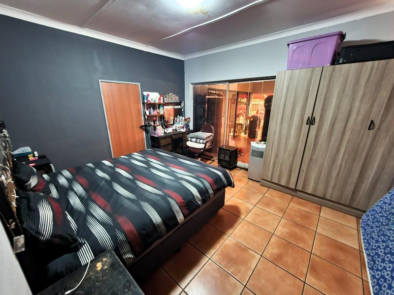 4 Bedroom Property for Sale in Sinoville Gauteng