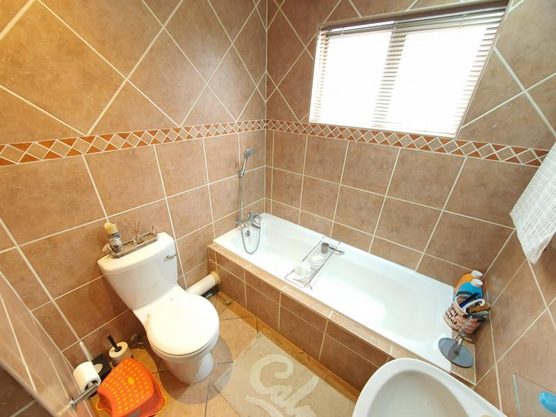 3 Bedroom Property for Sale in Theresa Park Gauteng